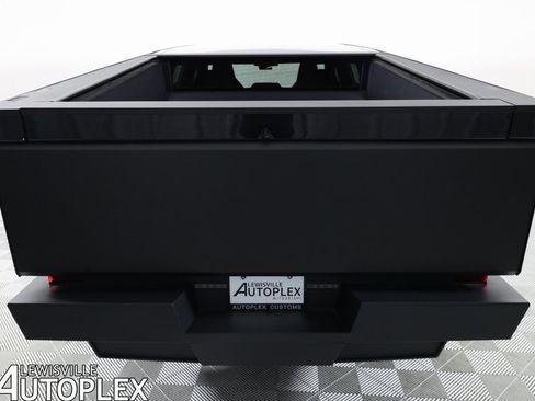 Used 2025 Tesla Cybertruck AWD Crew Cab image 6