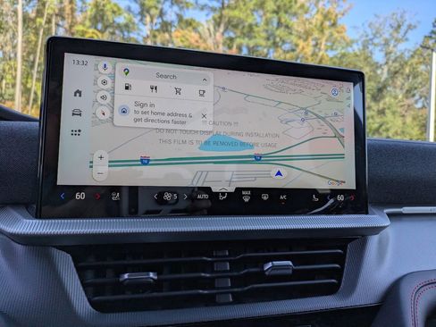 New 2026 Ford Explorer ST-Line w/ ST-Line Street Pack image 24