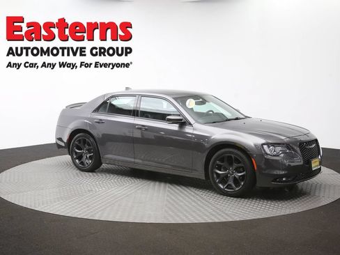 Used 2023 Chrysler 300 S RWD image 47