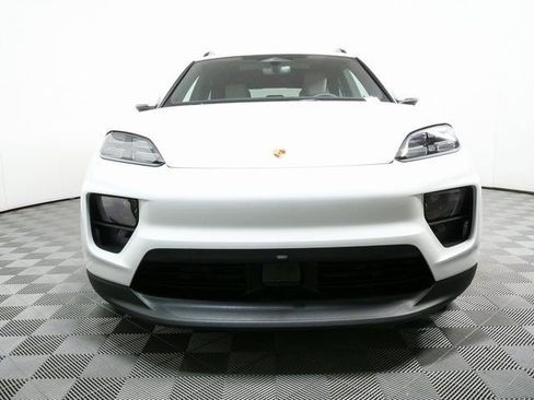 New 2026 Porsche Macan 4S Electric AWD/4WD image 37