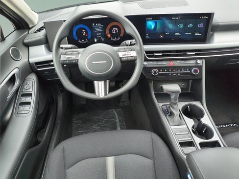 New 2026 Hyundai Sonata SE FWD image 11
