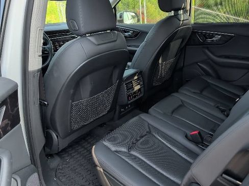 Used 2020 Audi Q7 3.0T Premium Plus AWD/4WD image 16