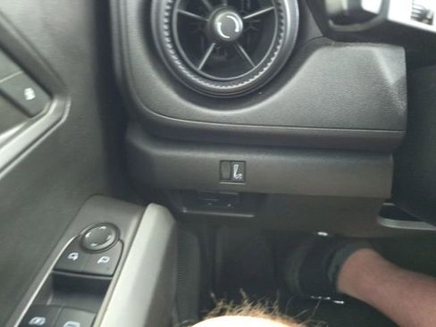 Used 2023 Chevrolet Colorado Trail Boss w/ Advanced Trailering Package image 18