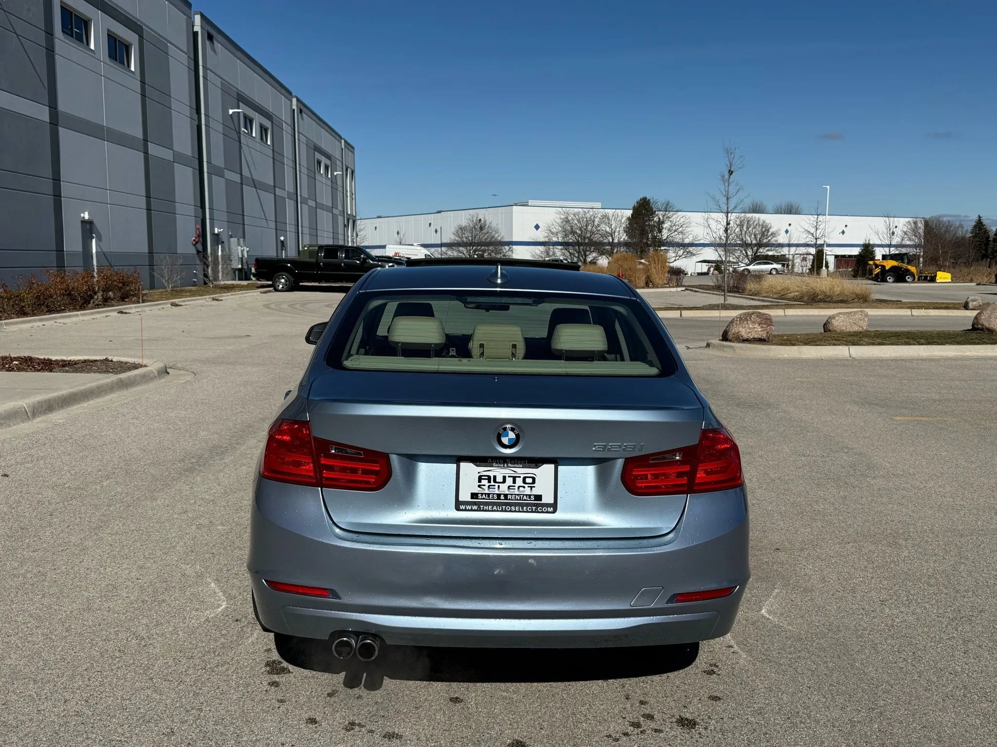Used 2014 BMW 328i Sedan RWD image 4