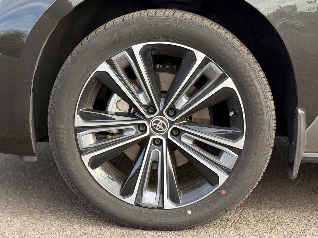 Certified 2023 Toyota bZ4X AWD w/ Weather Package image 9