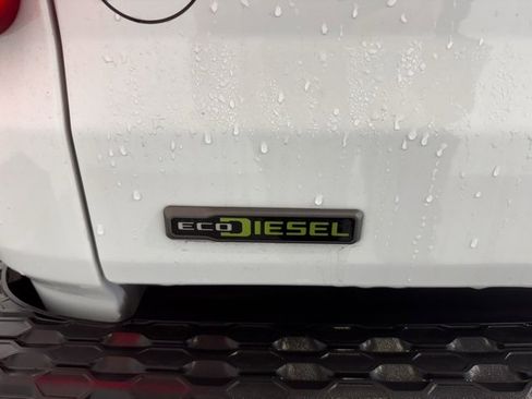 Used 2022 Jeep Gladiator Rubicon w/ LED Lighting Group image 38