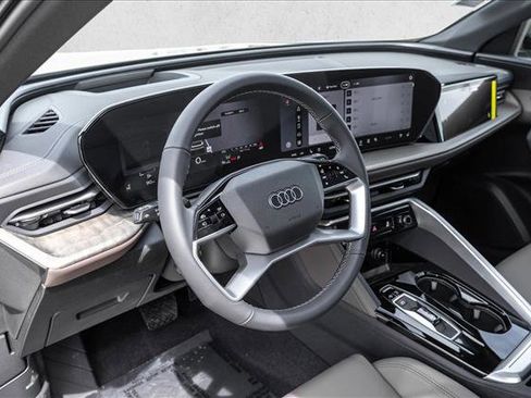 New 2026 Audi Q5 Premium Plus AWD/4WD image 10