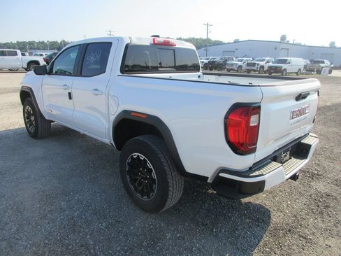 New 2026 GMC Canyon AT4 AWD/4WD image 6