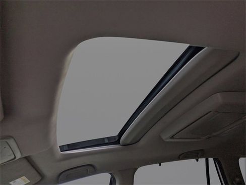 Certified 2021 Honda Pilot Touring image 23