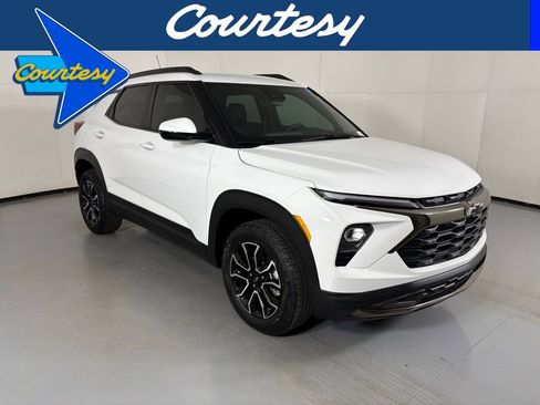 Used 2024 Chevrolet TrailBlazer ACTIV image 1