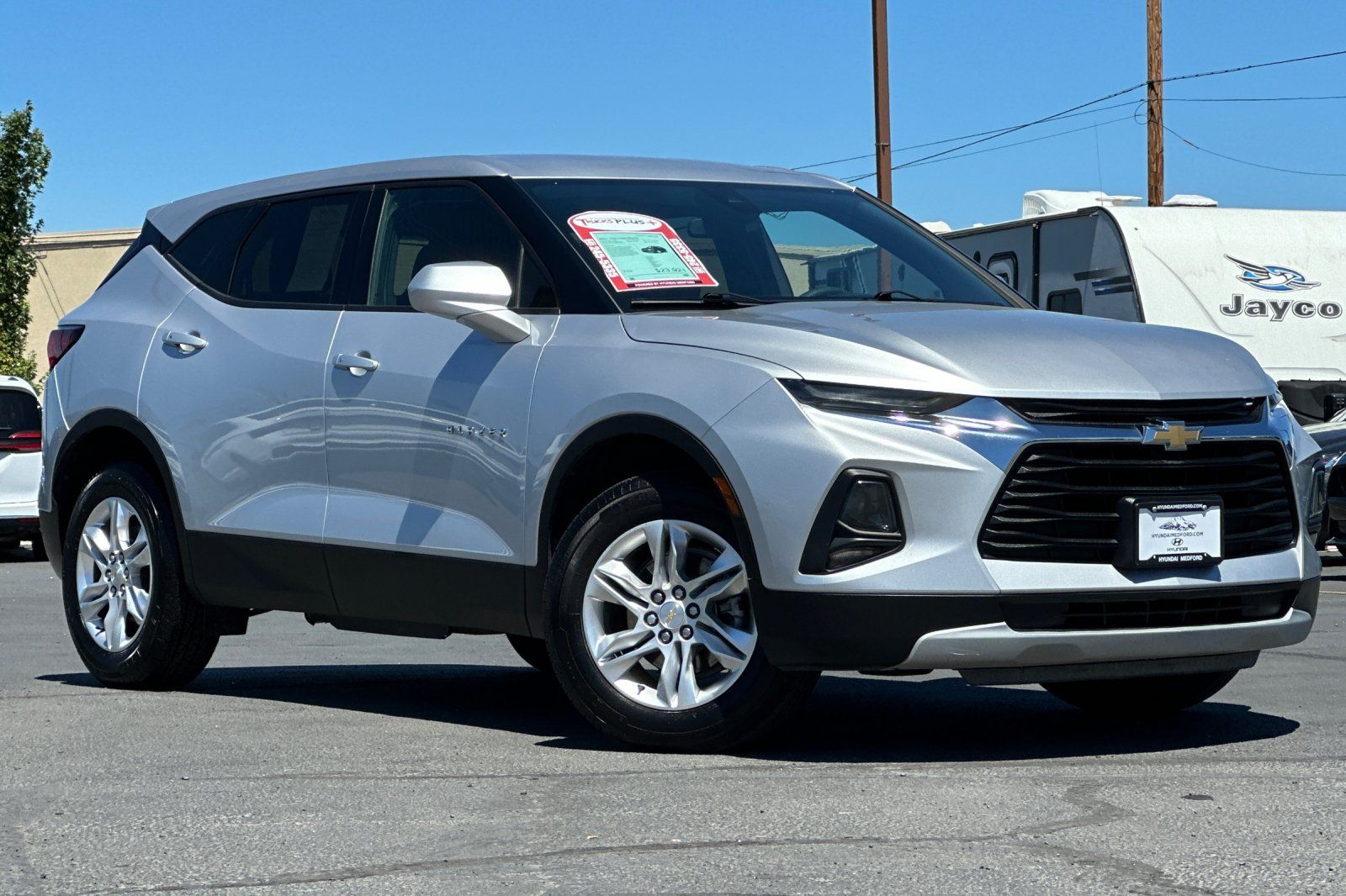 Used 2021 Chevrolet Blazer LT FWD image 2
