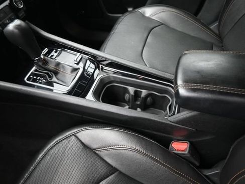 Used 2022 Jeep Compass Limited w/ Elite Group AWD/4WD image 9