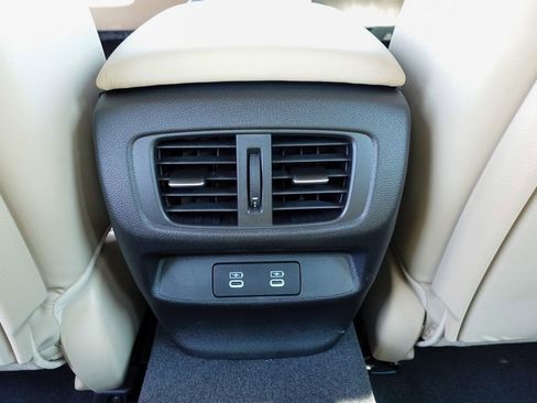 New 2025 Acura TLX Technology Package image 28