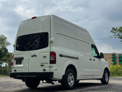 Used 2014 Nissan NV 2500 SV w/ Side & Curtain Airbag Package RWD image 8