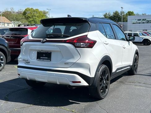 Certified 2023 Nissan Kicks SR w/ SR Premium Package FWD image 2