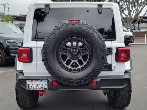 Used 2021 Jeep Wrangler Unlimited Rubicon w/ Xtreme Recon 35" Tire Package AWD/4WD image 32