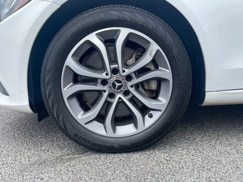 Used 2018 Mercedes-Benz C 300 4MATIC Sedan w/ Premium Package image 12