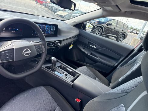 New 2027 Nissan Sentra SV FWD image 24