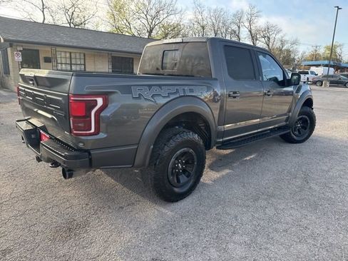Used 2018 Ford F150 Raptor w/ Equipment Group 802A Luxury image 20