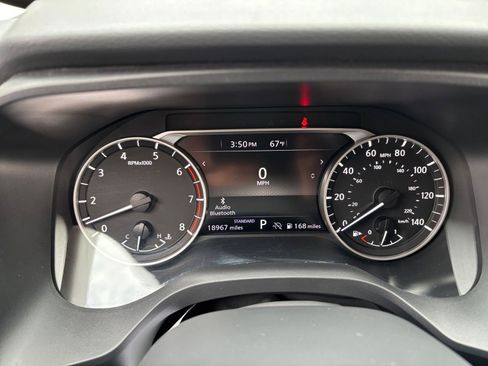 Used 2025 Nissan Rogue SV image 35