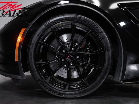 Used 2017 Chevrolet Corvette Grand Sport RWD image 23