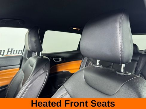 Used 2024 Jeep Compass Limited image 11