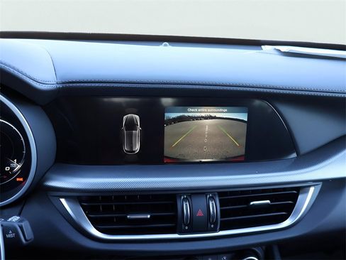 New 2025 Alfa Romeo Stelvio Sprint image 25