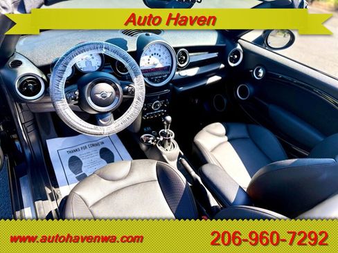 Used 2013 MINI Cooper Roadster FWD image 9