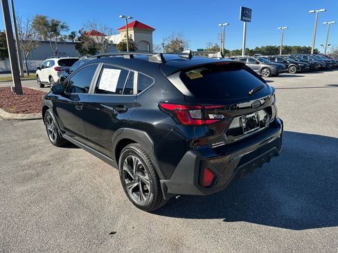 Used 2024 Subaru Crosstrek 2.0i Premium image 8