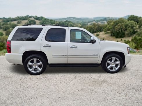 Used 2013 Chevrolet Tahoe LTZ RWD image 12