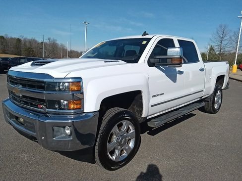 Used 2018 Chevrolet Silverado 2500 LTZ w/ Duramax Plus Package image 7