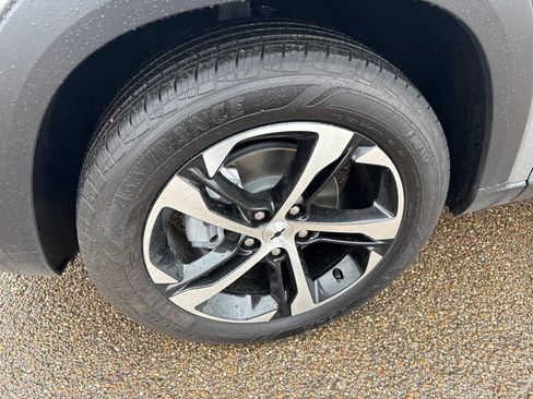 New 2026 Chevrolet Trax RS w/ Sunroof Package FWD image 30
