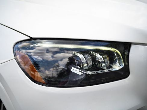 Used 2020 Mercedes-Benz GLS 580 4MATIC image 7