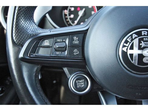 Used 2022 Alfa Romeo Stelvio Sprint image 18