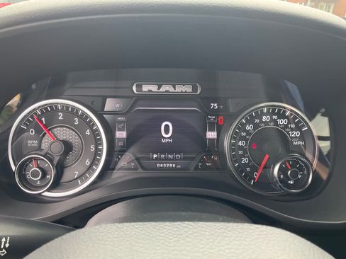 Used 2023 RAM 1500 Big Horn AWD/4WD image 14