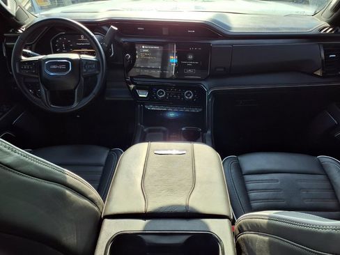 Used 2026 GMC Sierra 2500 AT4X AWD/4WD image 9