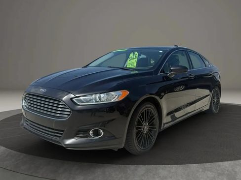 Used 2014 Ford Fusion SE w/ Equipment Group 202A FWD image 3
