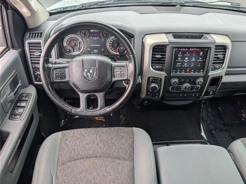 Used 2019 RAM 1500 Big Horn AWD/4WD image 16