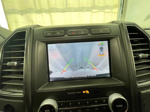 Used 2021 Ford Expedition Max Limited AWD/4WD image 26