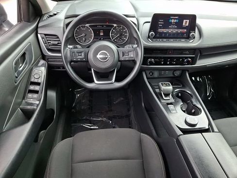Used 2024 Nissan Rogue S AWD/4WD image 13