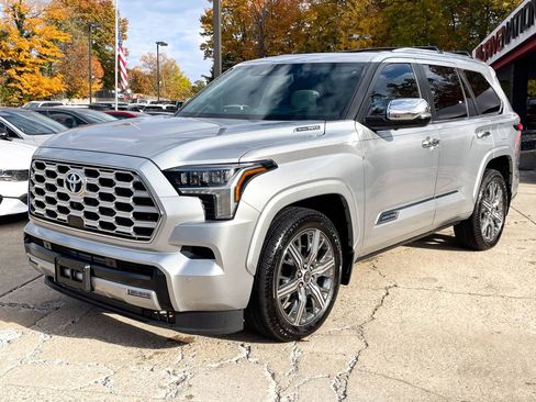 Used 2024 Toyota Sequoia Capstone AWD/4WD image 1