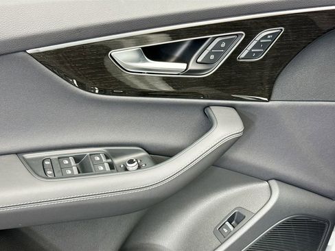 Used 2026 Audi Q7 3.0T Premium Plus w/ Premium Plus Package image 24