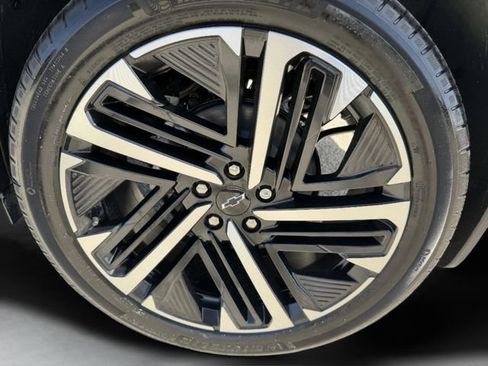 New 2026 Chevrolet Equinox RS FWD image 39
