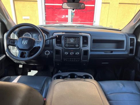 Used 2018 RAM 3500 Tradesman w/ Chrome Appearance Group image 16