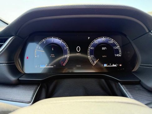 New 2025 Jeep Grand Cherokee L Limited w/ Luxury Tech Group II image 16