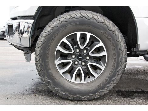 Used 2015 Ford F150 XLT w/ Equipment Group 301A Mid AWD/4WD image 34