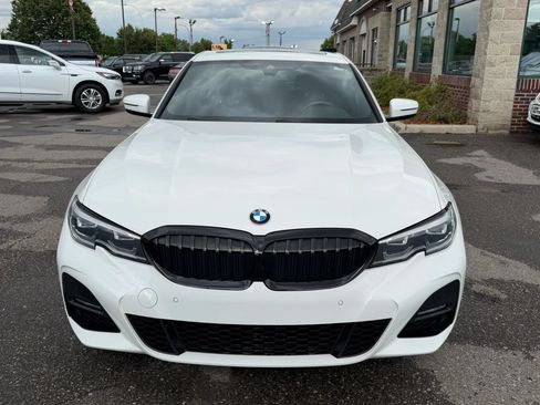 Used 2020 BMW 330i xDrive Sedan w/ M Sport Package AWD/4WD image 8
