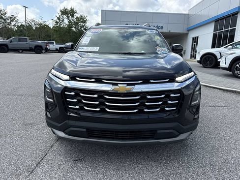 Used 2025 Chevrolet Equinox LT w/ Convenience Package II FWD image 8