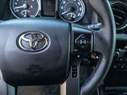 Certified 2022 Toyota Tacoma TRD Sport w/ Technology Package AWD/4WD image 44