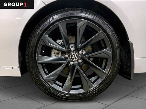 Certified 2025 Toyota Corolla SE image 11